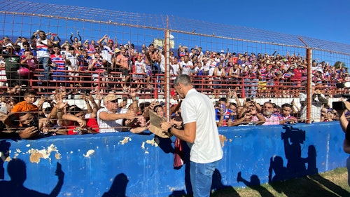VÁRIOS PRESENTES RECEBIDOS