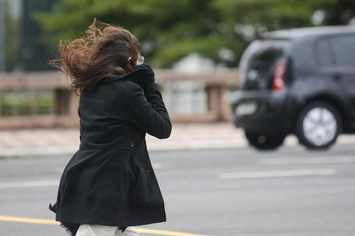 Risco de tornados e microexplosões