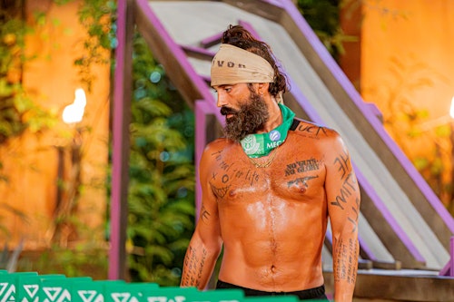 John DERROTA a Lobo